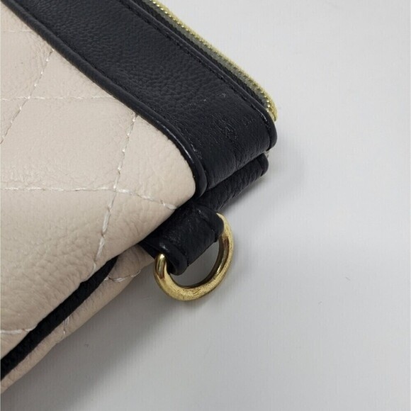 BETSEY JOHNSON Y2K SMALL CLUTCH WRISTLET ACCESSORY BAG & BLACK HEART PURSE CHARM - Picture 16 of 16